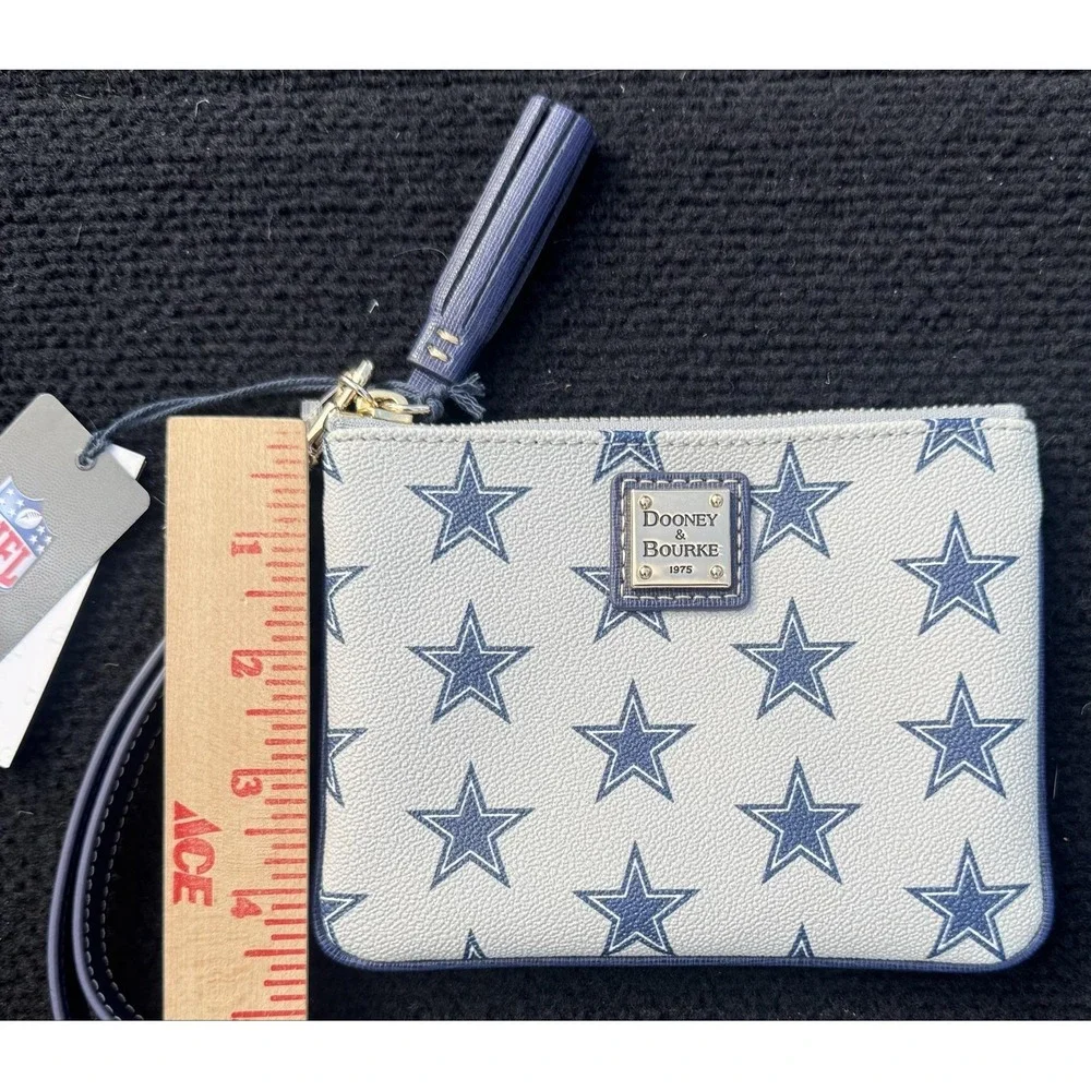 Dooney & Bourke NFL Dallas Cowboys Slim Wristlet Wallet NWT Gray Blue